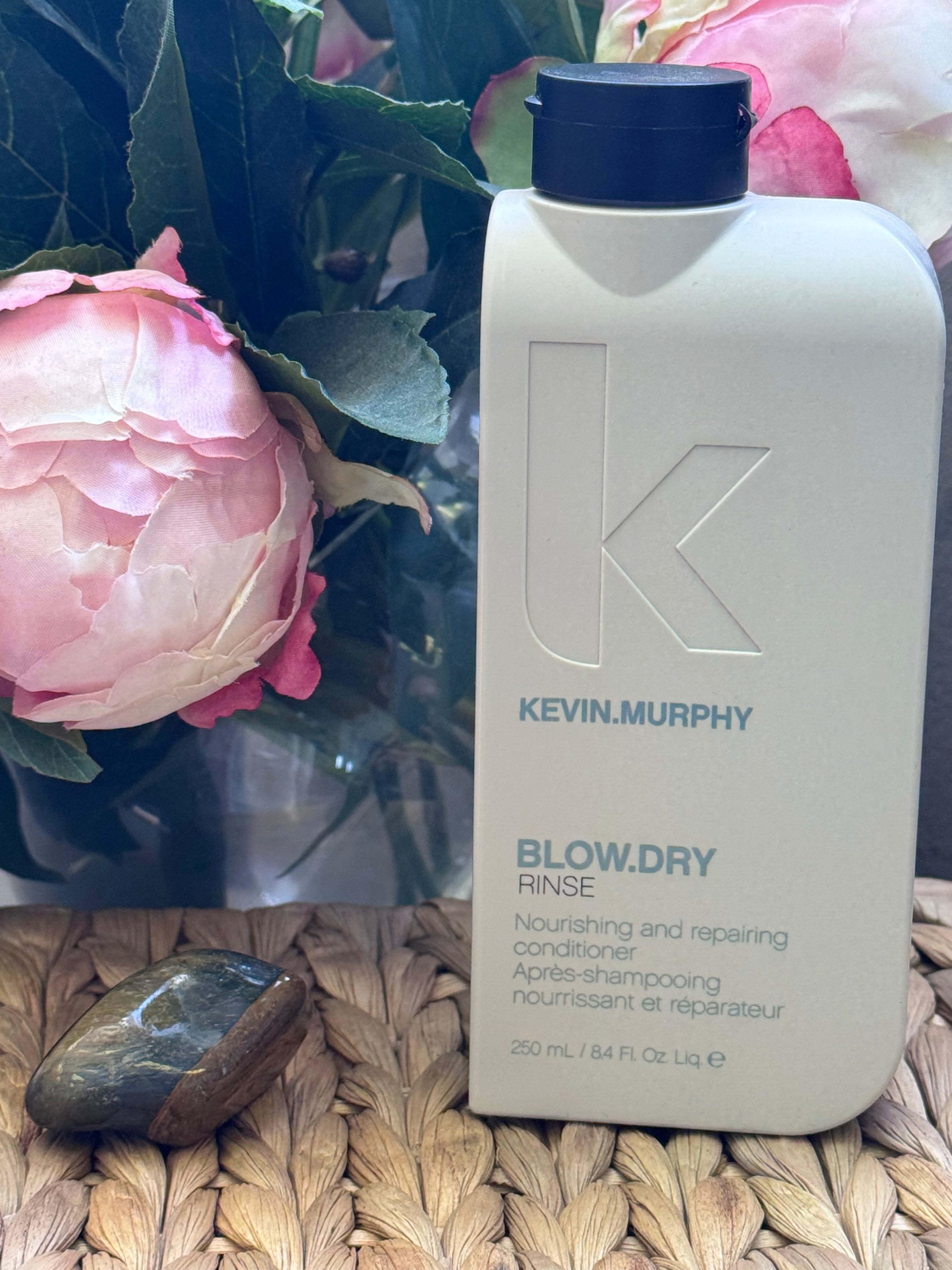 BLOW.DRY.RINSE. [Kevin Murphy]